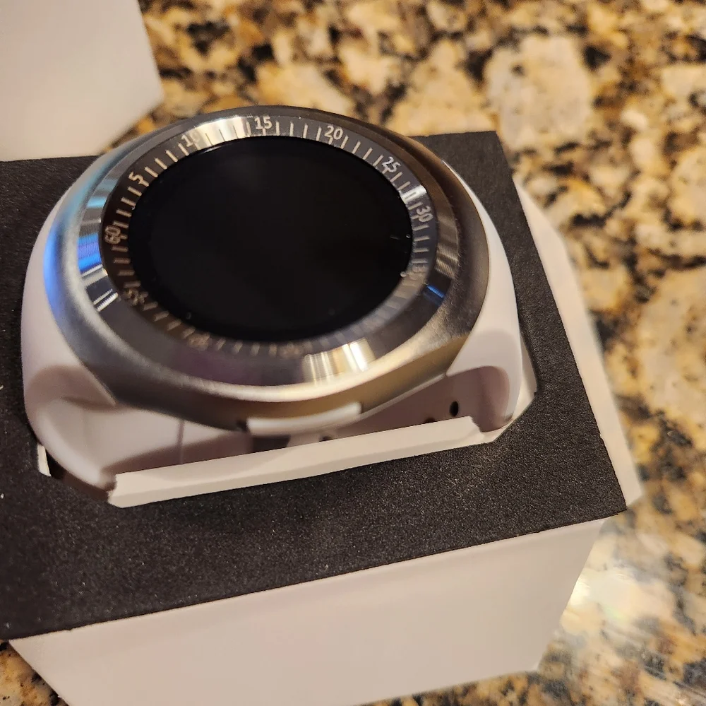 Rabby Rock Silver/White Smart Watch